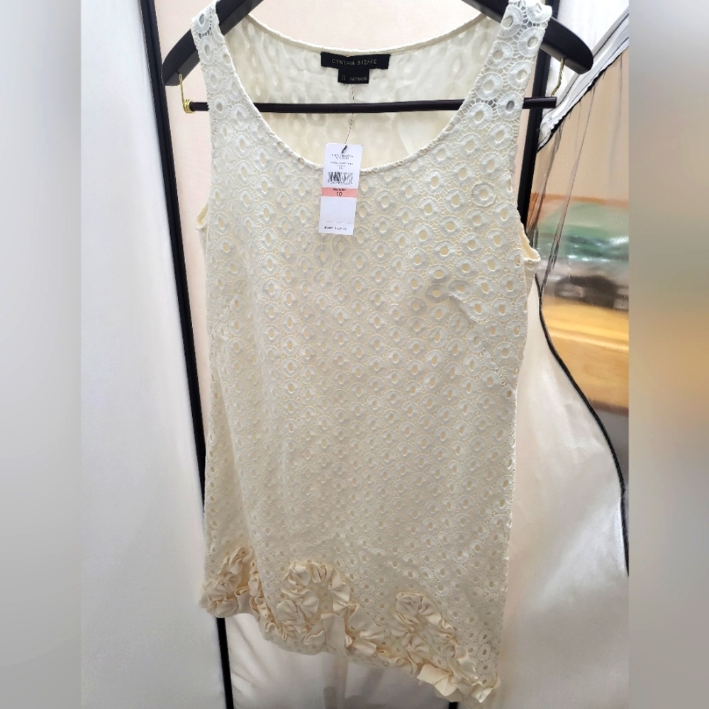 CYNTHIA STEFFE size 10 New with tags dress